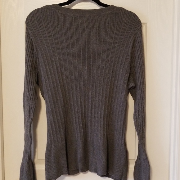 **SOLD** Apt 9 Heather Grey Cable Knit Sweater. - Picture 8 of 8